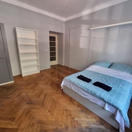 Fantastic Krk - Kr6 Room F Krakkó Kültér fotó